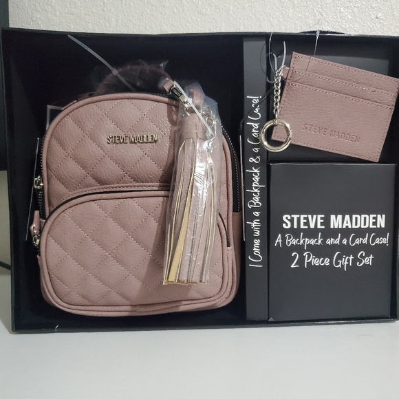 Steve Madden Handbags - NWB Steve Madden backpack & Card Case gift set